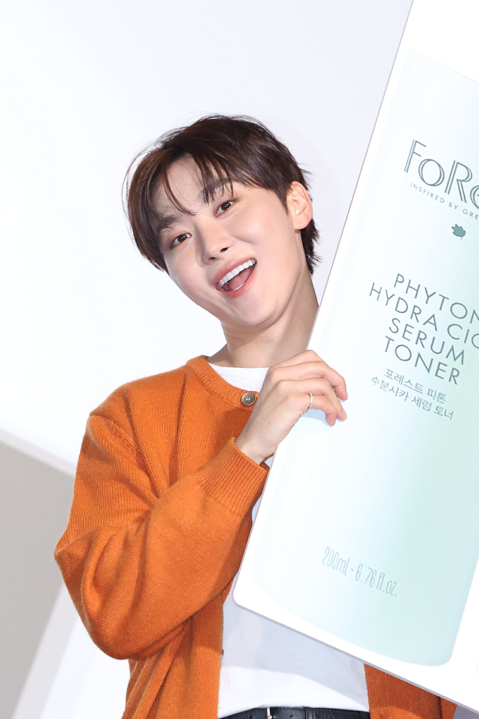 SEVENTEEN スングァン、ファンにソロ曲のプレゼントも！ 「FoRest by