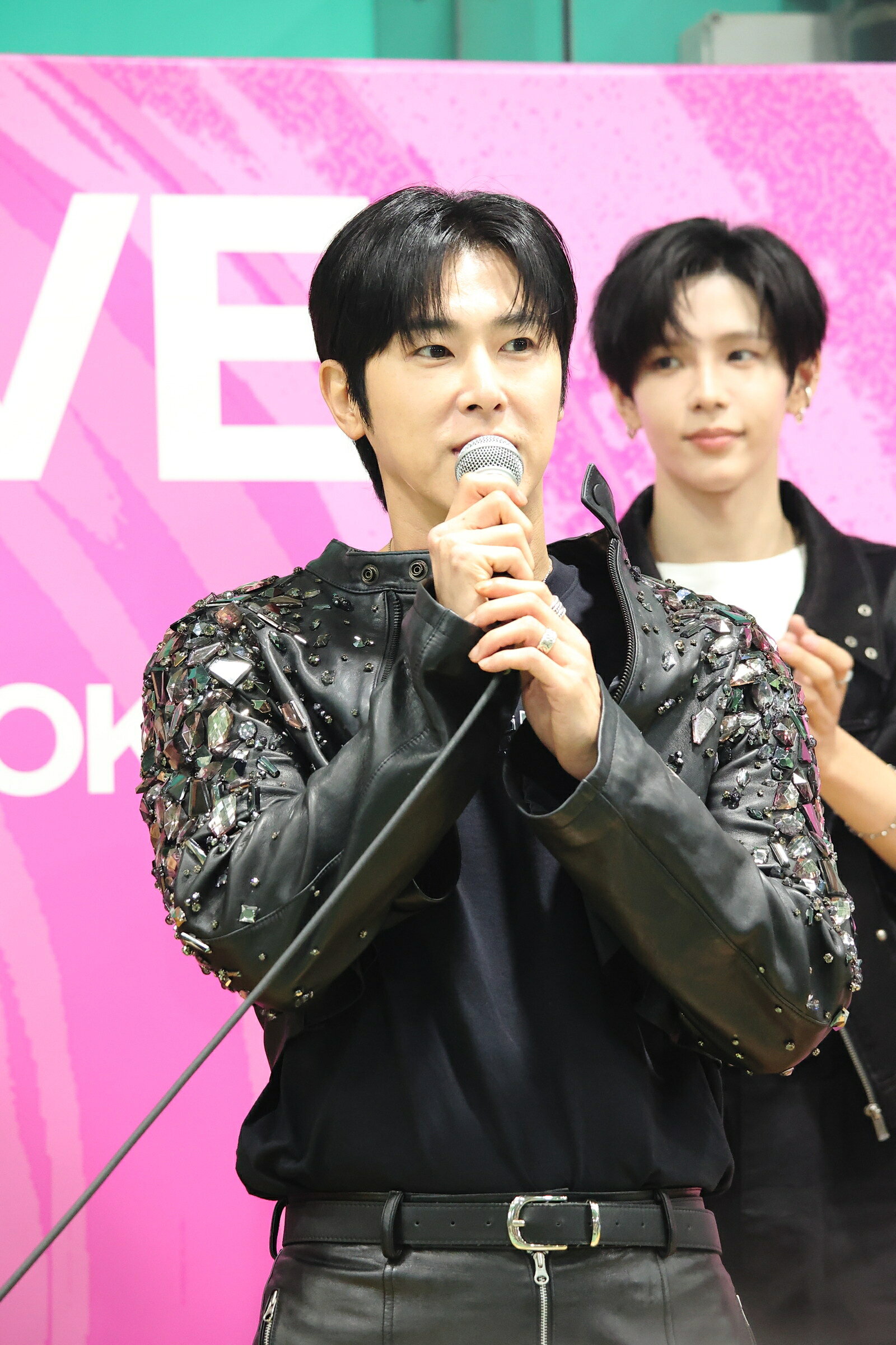 SMTOWN SMART EXIBITION 東方神起 SMTOWN LIVE 2024 SMCU PALACE @TOKYO』ライブビューイング公式