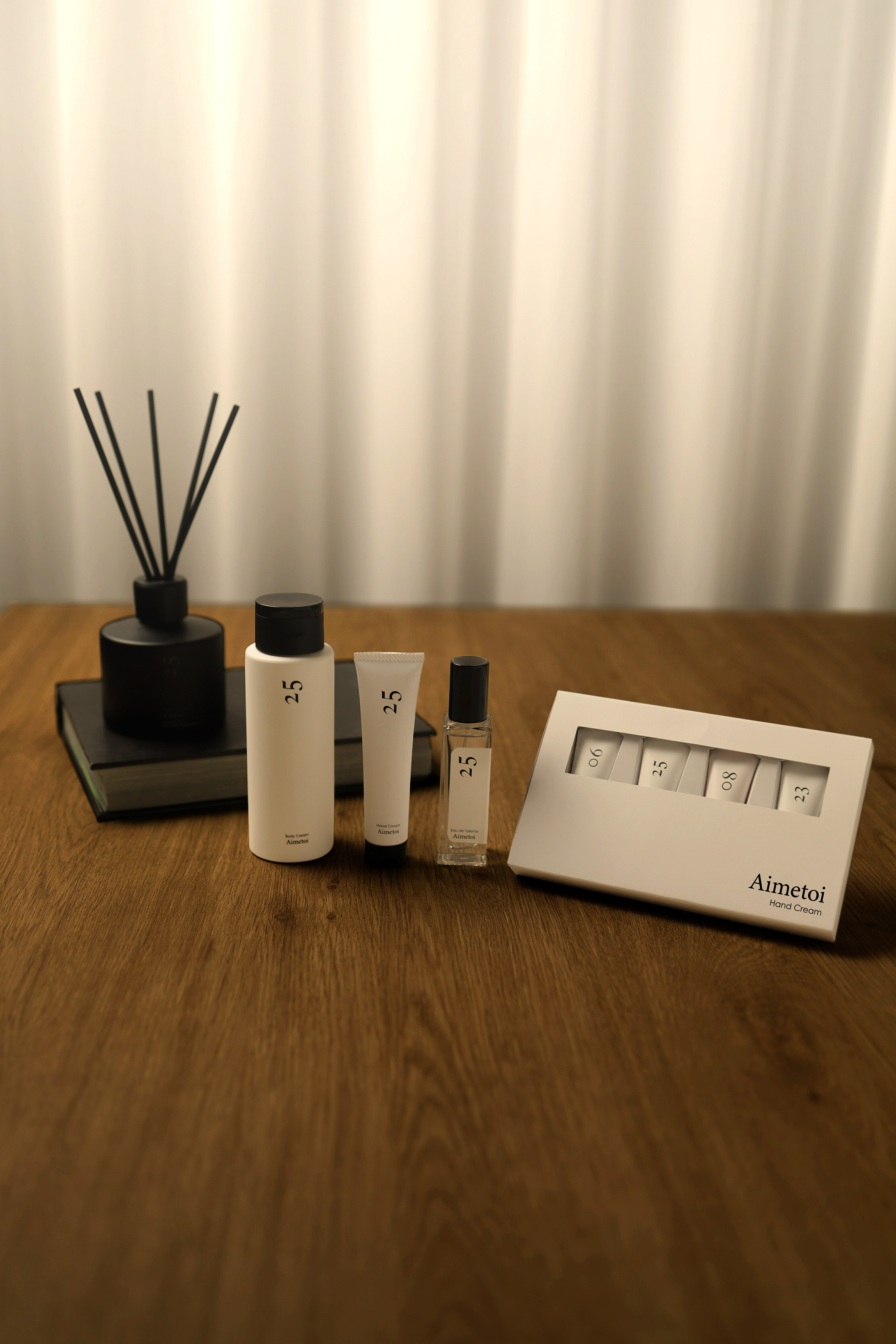 藤ヶ谷太輔プロデュース香水 Aimetoi08.23セット Aimetoi 香水 08 & 23 セット 藤ヶ谷太輔 - メルカリ