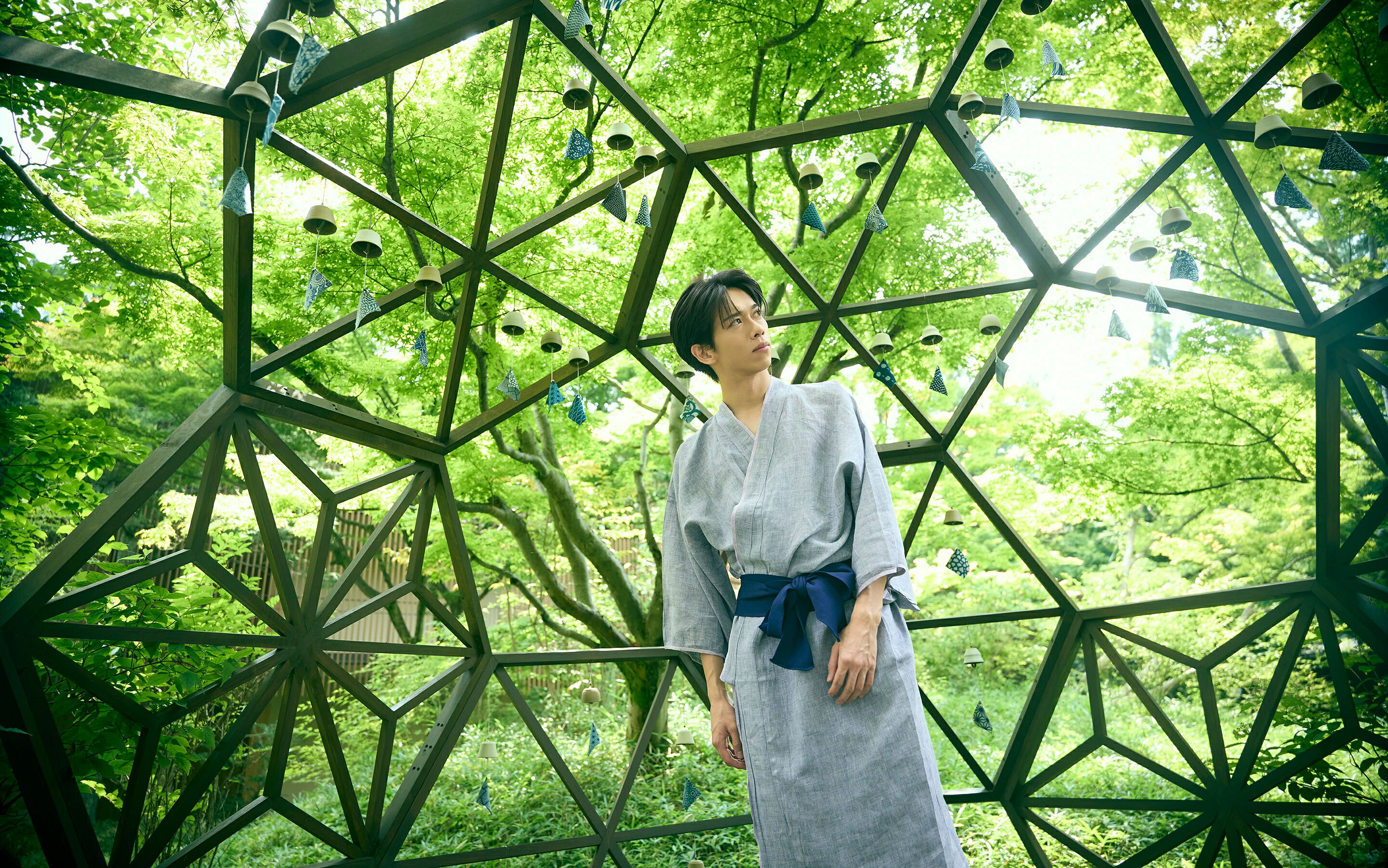 超特急・リョウガの魅力が詰め込まれたトレカ「RYOGA THE CARD