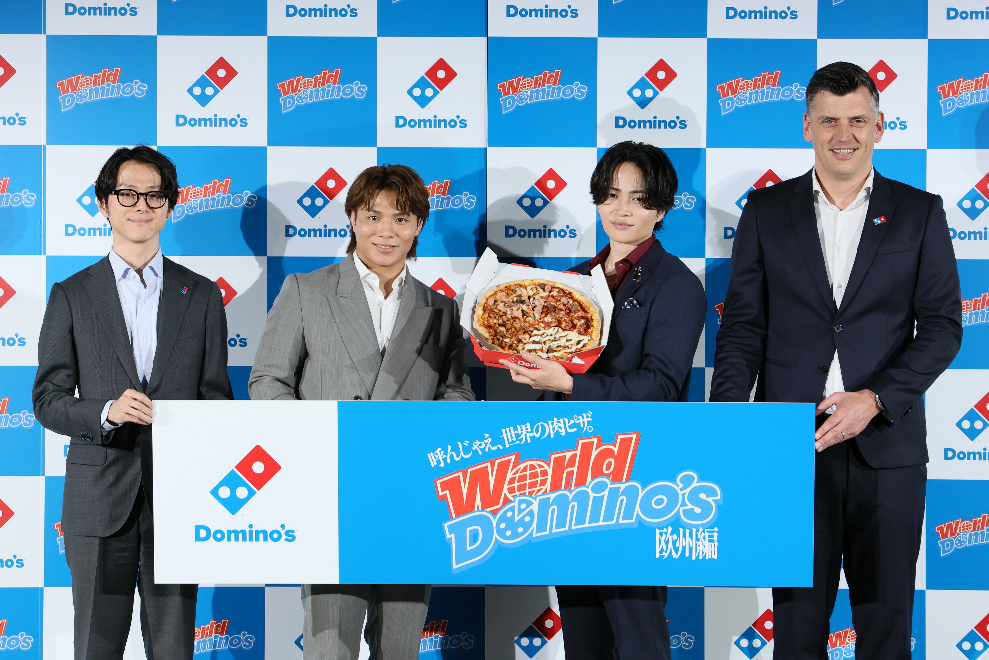 ドミノピザ　菊池風磨　特大ポスター　ワールドドミノ　世界で700枚限定品 ドミノピザ 菊池風磨 特大ポスター ワールドドミノ 世界で700枚