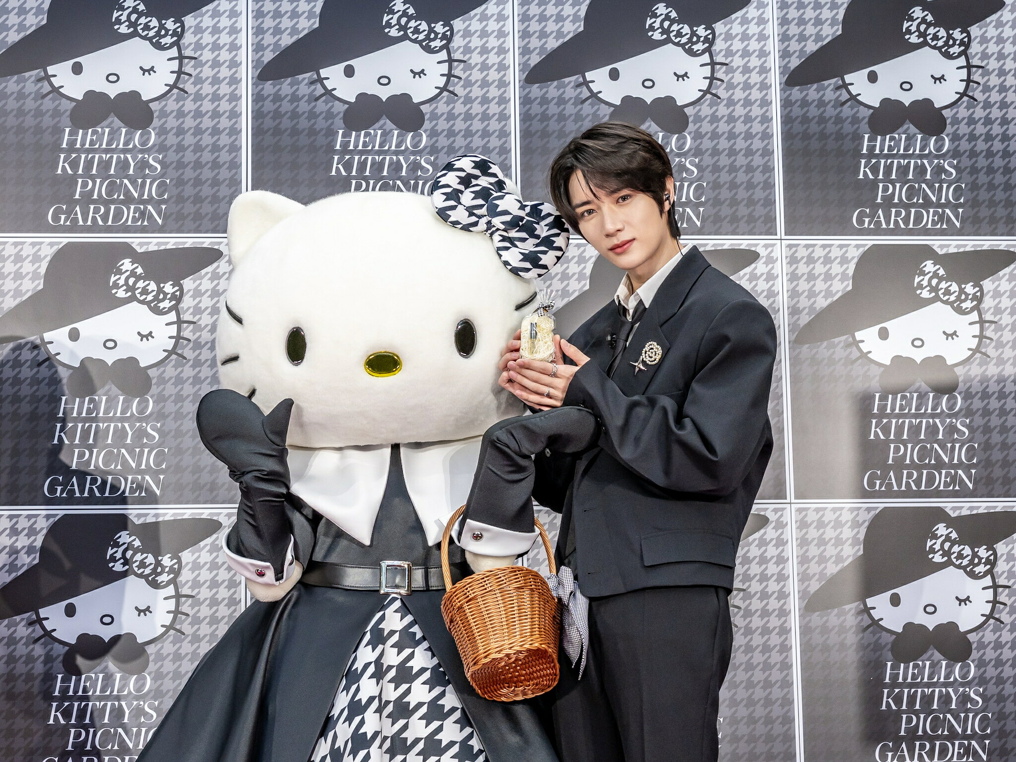 TXT・BEOMGYU、ハローキティのイベント登壇！「キティちゃんとお会い