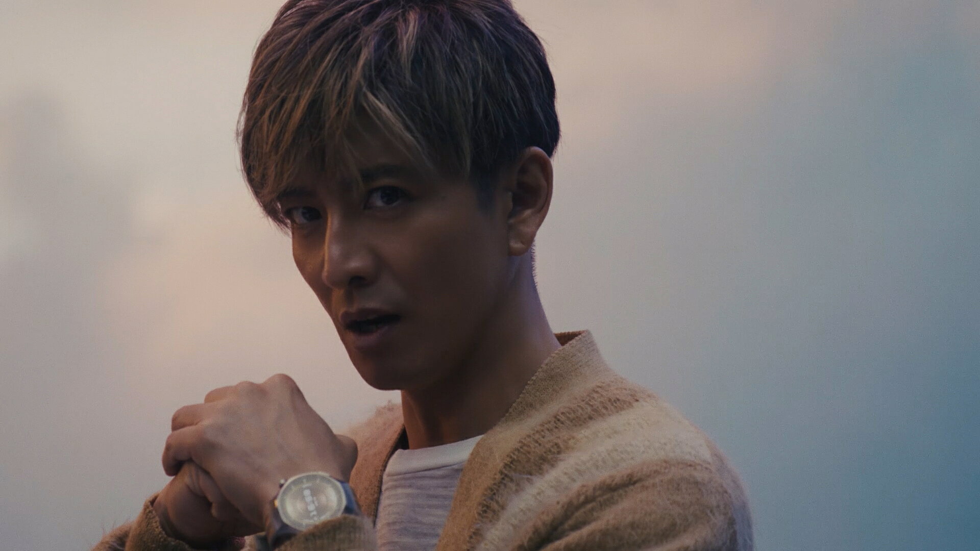 木村拓哉「HUAWEI WATCH」新Web CM出演！ アウトドアや休日を