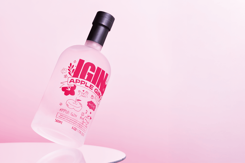 BTS・JINがアンバサダーを務める「IGIN」の限定ボトルが東京、千葉の BTS・JINがアンバサダーを務める「IGIN」の限定ボトルが東京、千葉の