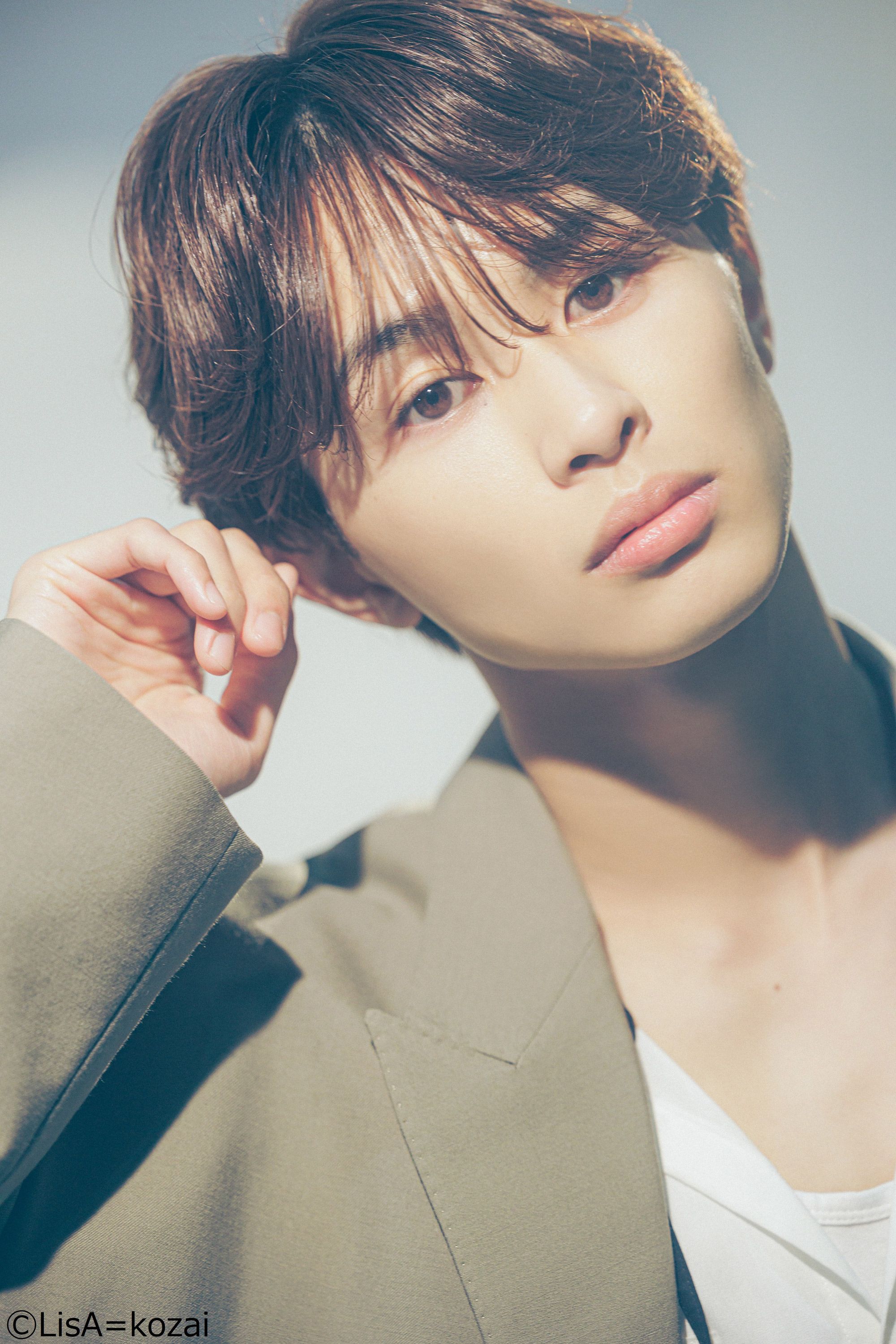 中島健人「スカパー!TVガイドプレミアム」表紙に！ 佐藤勝利、草川拓弥