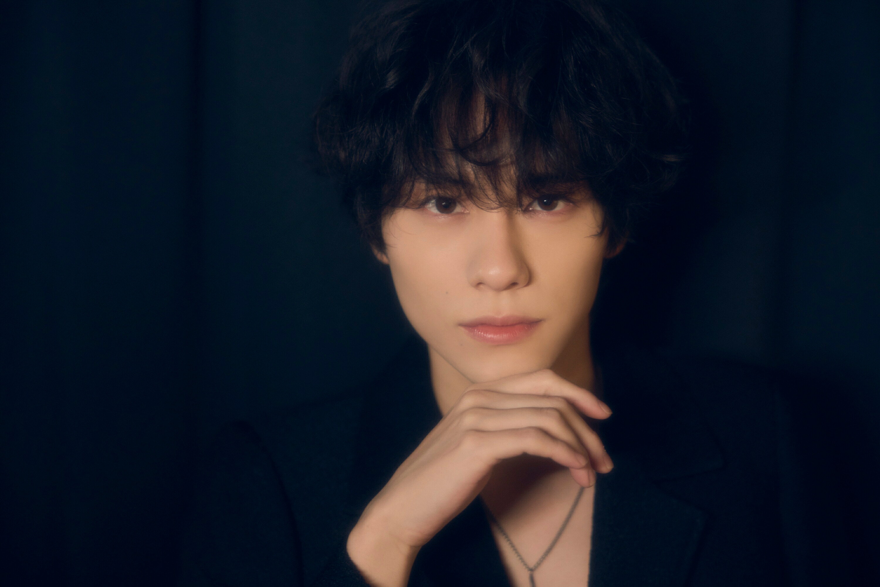 菊池風磨、30歳記念写真集＆超豪華特典付きBOX予約開始！ - 推し楽