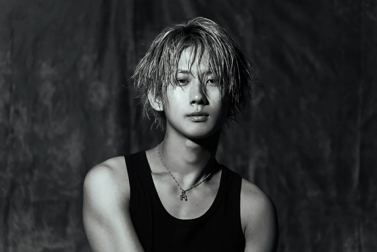 鈴木凌 まとめ売り 鈴木凌が再始動！ ライブパフォーマンス撮影兼ねた公演を8月に開催