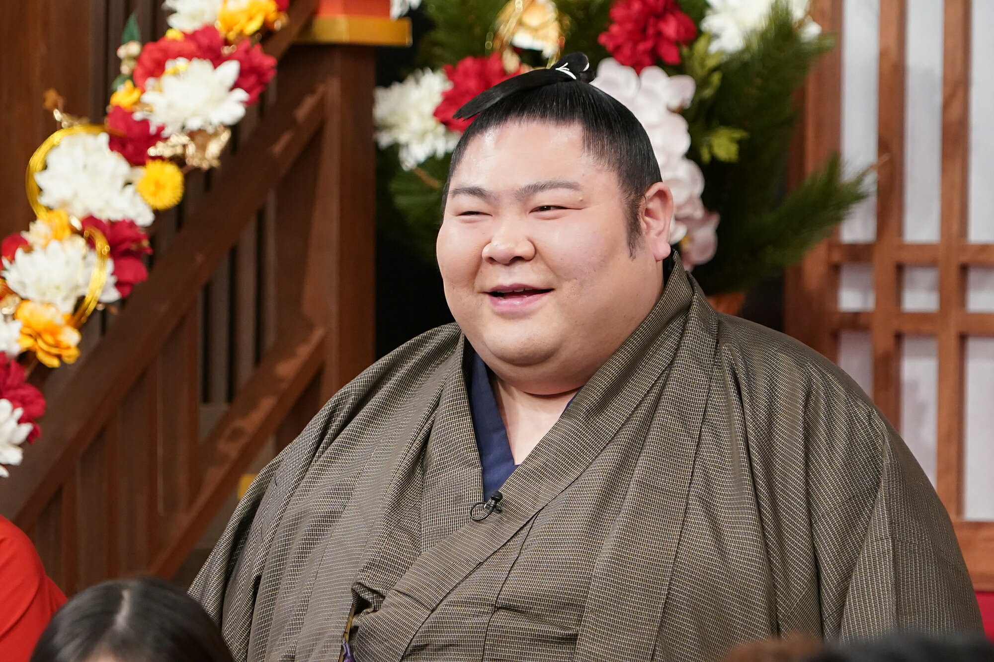 WEST. 濵田崇裕が地元温泉をプレゼン！「しゃべくり007」元日SPに登場