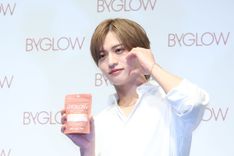 速報】timelesz・猪俣周杜、ByGLOW新CM発表会に登壇！ 撮影エピソード