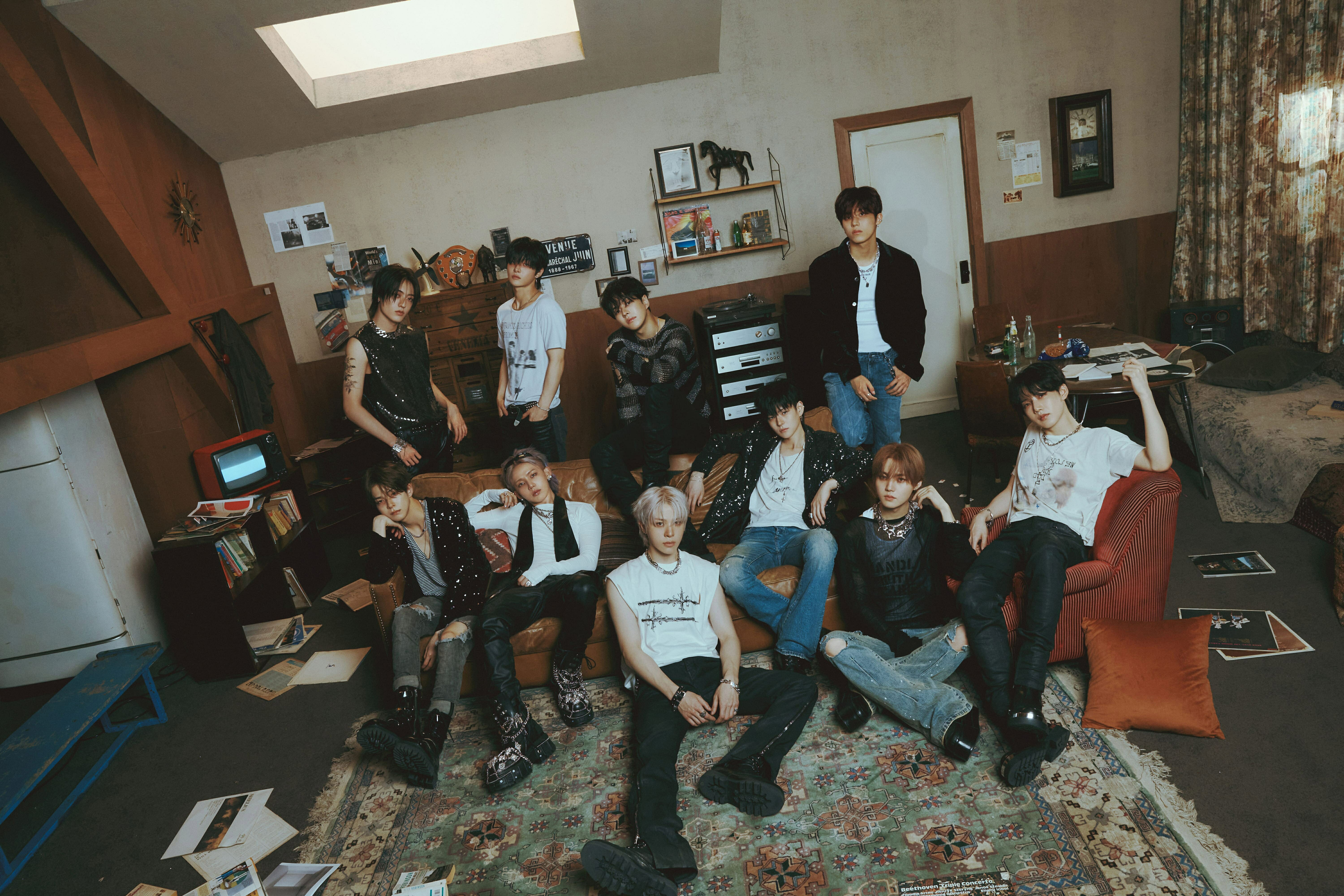 12/13「with MUSIC」松下洸平がYG本社に潜入！ TREASUREとのダンス動画