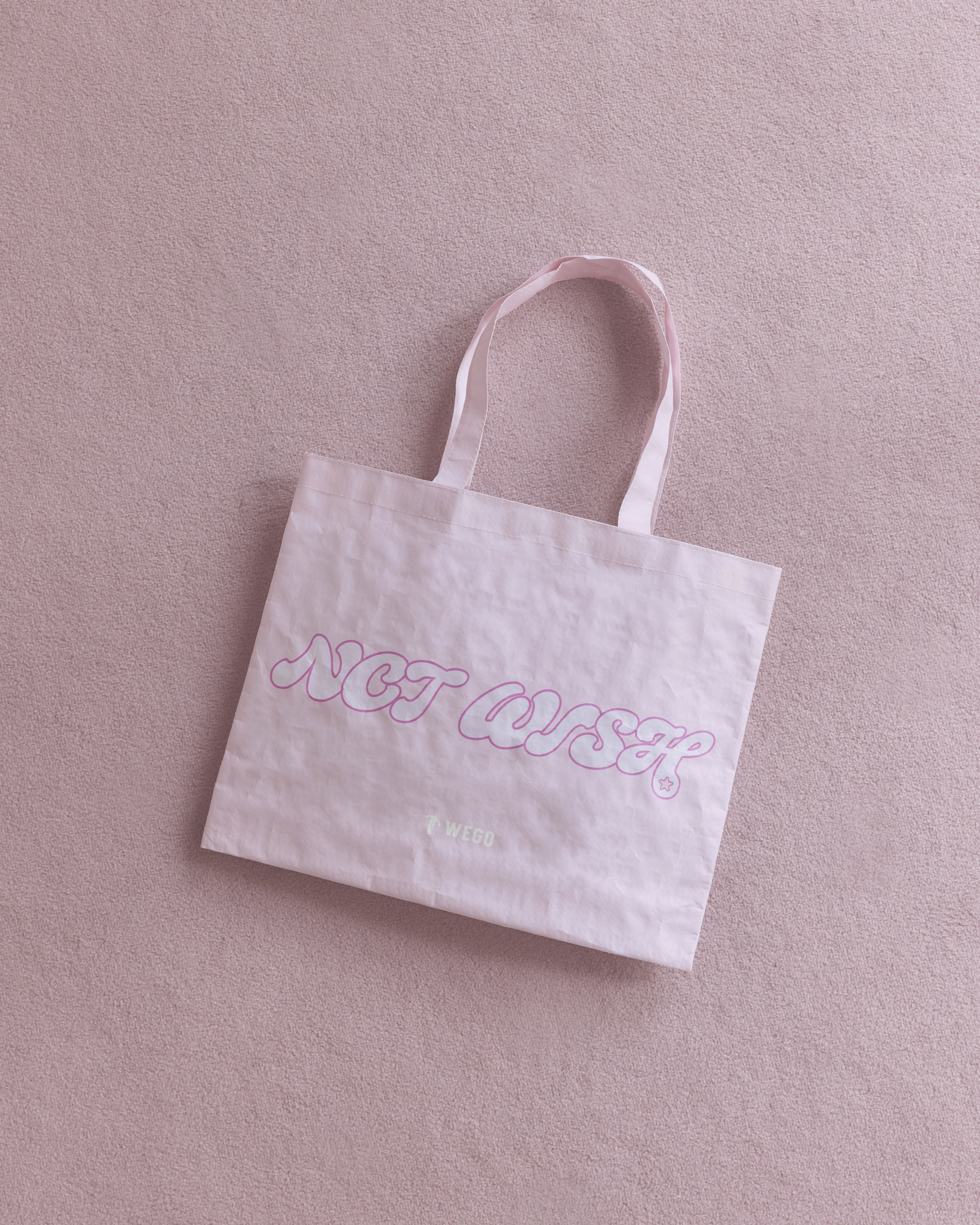 NCT WISH×WEGOコラボアイテムが4/17から販売開始♡ 新ビジュアルも登場 NCT WISH×WEGOコラボアイテムが4/17から販売開始♡ 新ビジュアルも登場